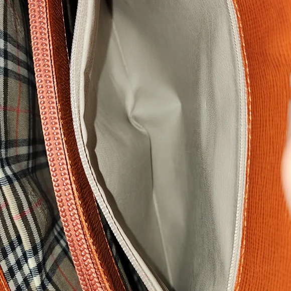 Burberry shoulder bag - Picture 13 of 13